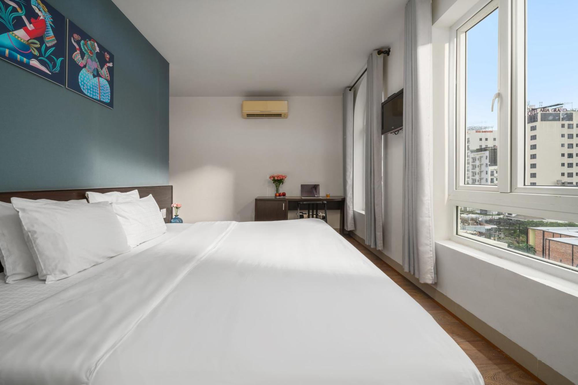 Gold Time Hotel Дананг Екстериор снимка