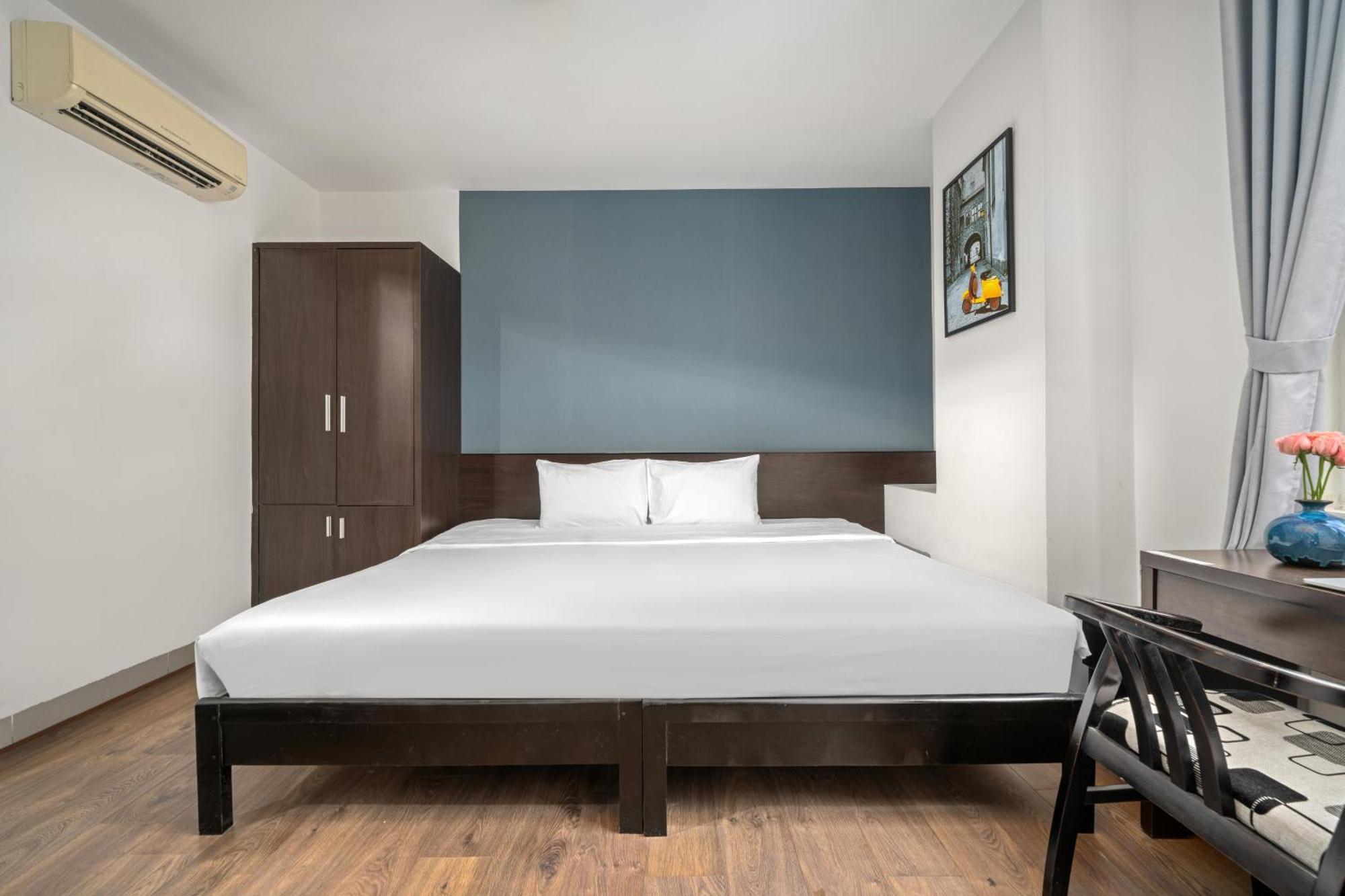 Gold Time Hotel Дананг Екстериор снимка